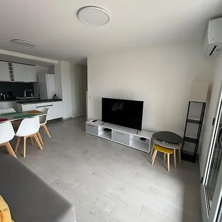 Apartment Confort & Parking Beausoleil